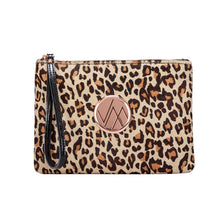 Load image into Gallery viewer, Gia Nude Genuine Leather Clutch