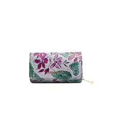 Load image into Gallery viewer, Lw5m Bell Patent Genuine Leather Wallet