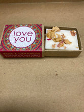 Load image into Gallery viewer, Scentibility - Scented Wax Tablet - Friends Forever - Rose & Geranium