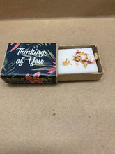 Load image into Gallery viewer, Scentibility - Scented Wax Tablet - Friends Forever - Rose & Geranium