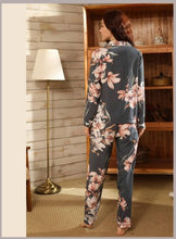 Load image into Gallery viewer, Alaska Pj Set